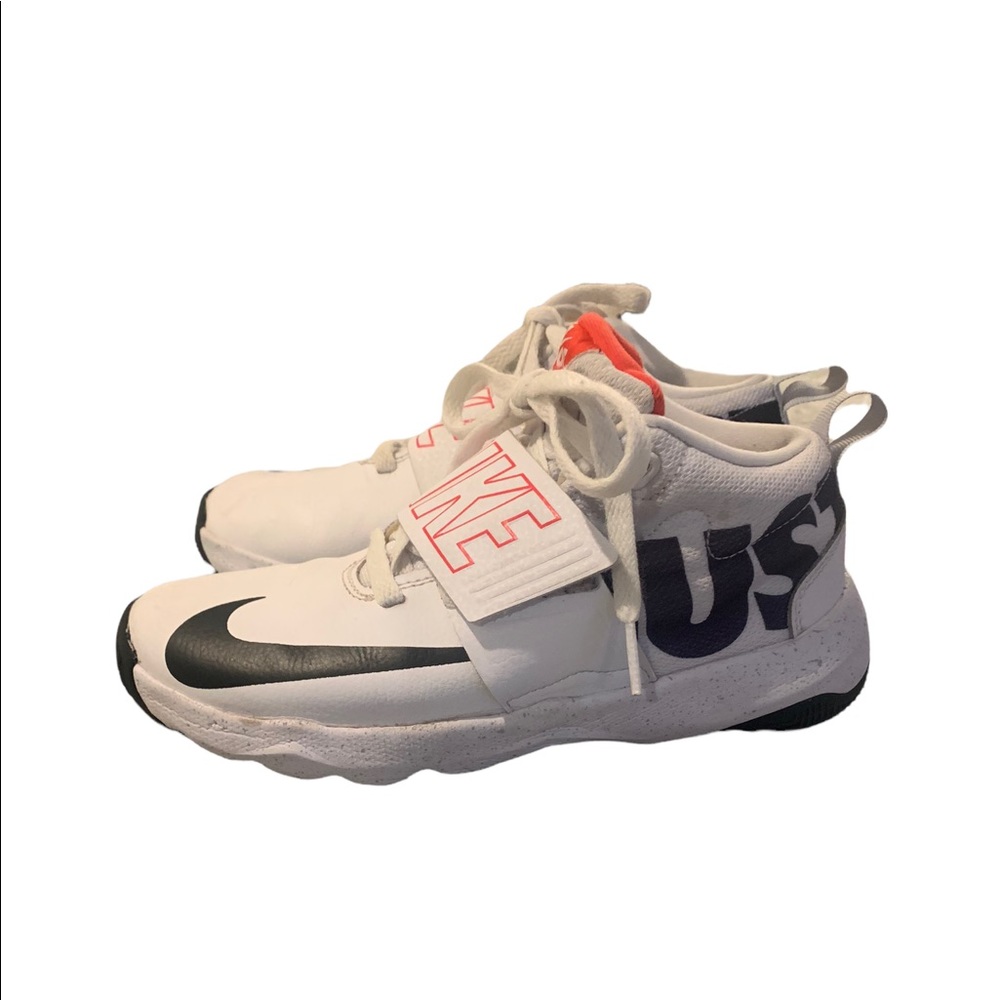 Nike basketball sneakers size 3.5